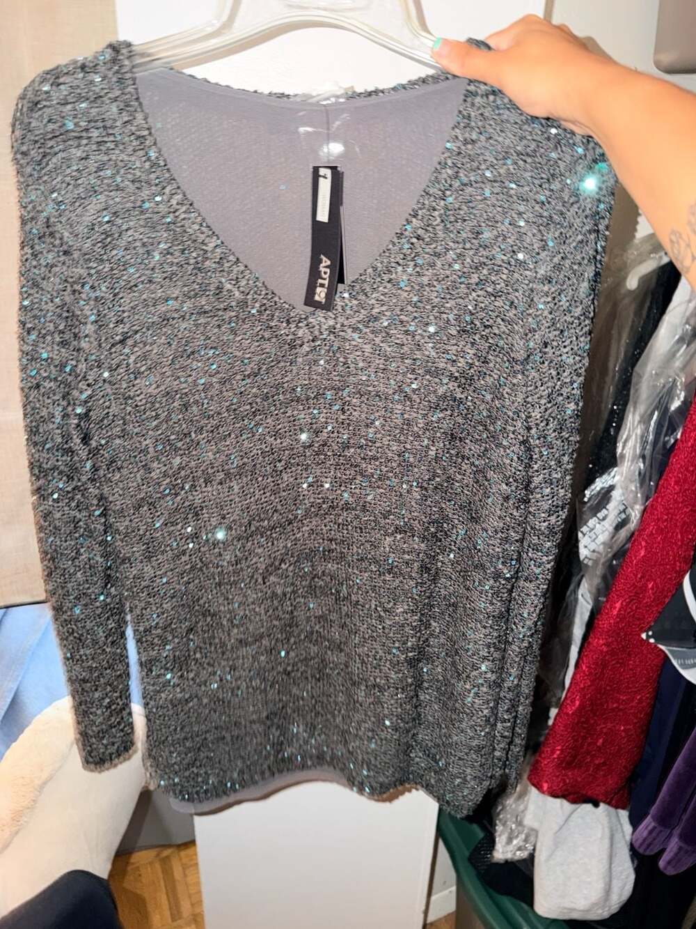 Teylalorva Women's V-Neck Blouse Sequin Solid Color Long Sleeve Casual Top Gray